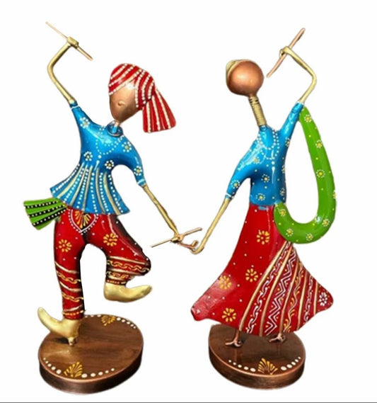 Musician Dandiya Iron Art Decor - Multicolor